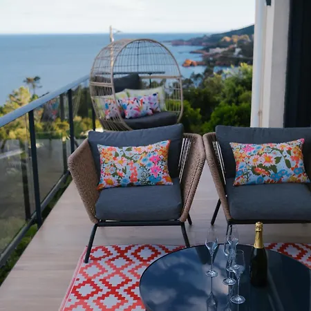 D'exception Vue Avec Piscine Privée * Saint-Raphaël