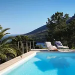 D'exception Vue Avec Piscine Privee Villa